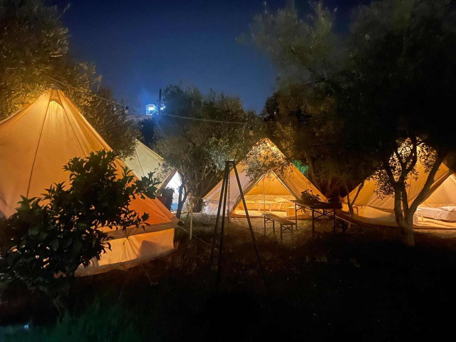 Garden Villa Lake Side&Glamping Ksamil Exteriör bild