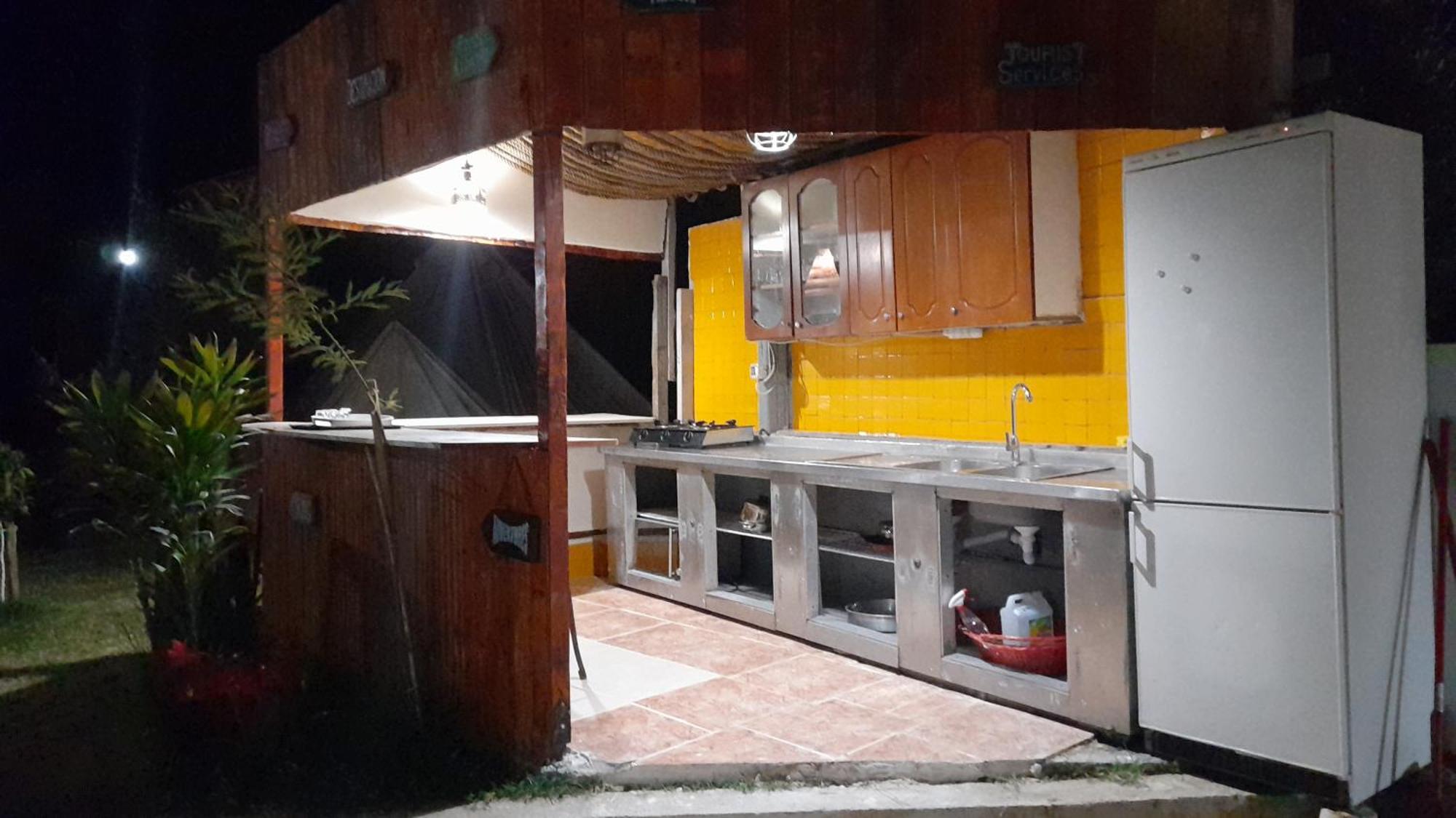 Garden Villa Lake Side&Glamping Ksamil Exteriör bild